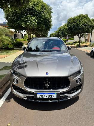 MASERATI LEVANTE 3.0 V6 TURBO GASOLINA S Q4 AUTOMÁTICO